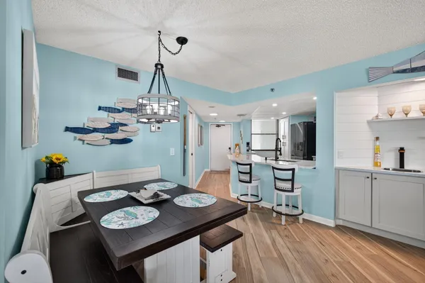 $5,000 | 9650 South Ocean Drive, Unit 302, Jensen Beach, FL 34957