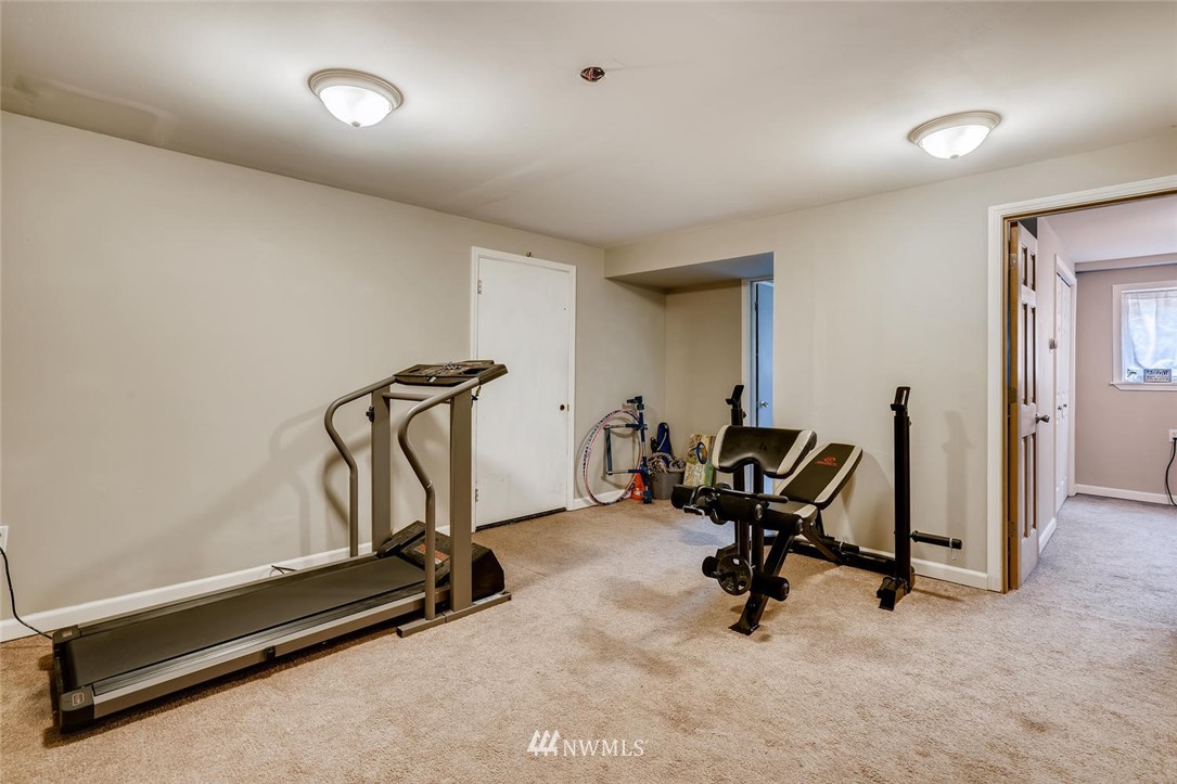 17810 98th Avenue South Renton, WA 98055 - Photo 20 of 28 a view of a room with gym equipment