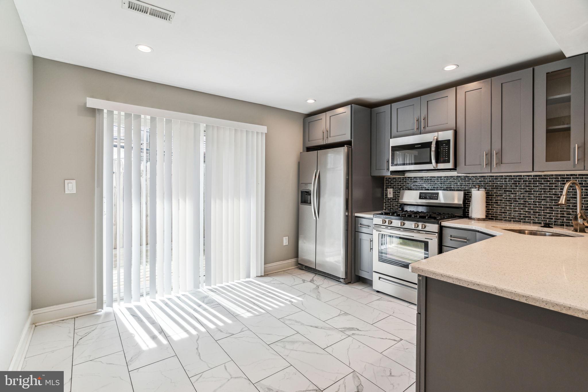 412 Tree Street Philadelphia, PA 19148 - Photo 16 of 43 Kitchen