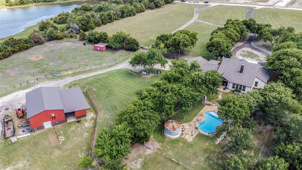 626 Lone Tree Road Nevada, TX 75173 - Photo 37 of 40 an aerial view of a house with an outdoor space