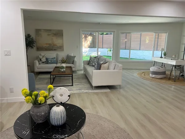 $1,388,888 | 4040 Lehman La, La Crescenta, CA 91214