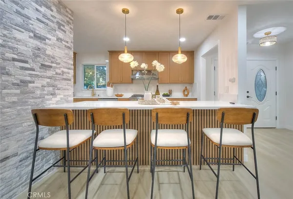 $1,388,888 | 4040 Lehman La, La Crescenta, CA 91214