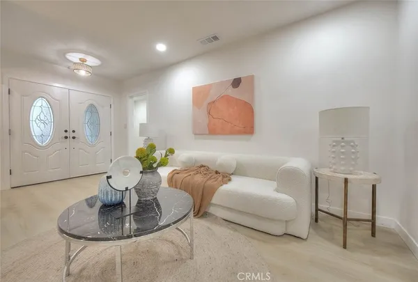 $1,388,888 | 4040 Lehman La, La Crescenta, CA 91214