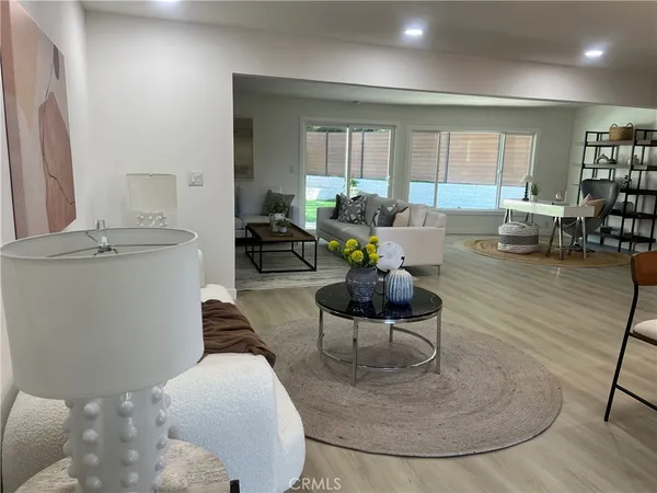 $1,388,888 | 4040 Lehman La, La Crescenta, CA 91214