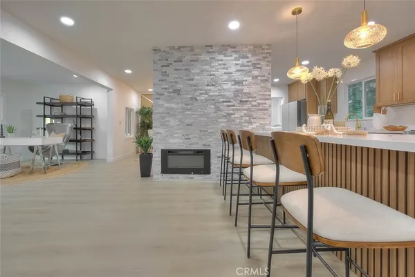 $1,388,888 | 4040 Lehman La, La Crescenta, CA 91214