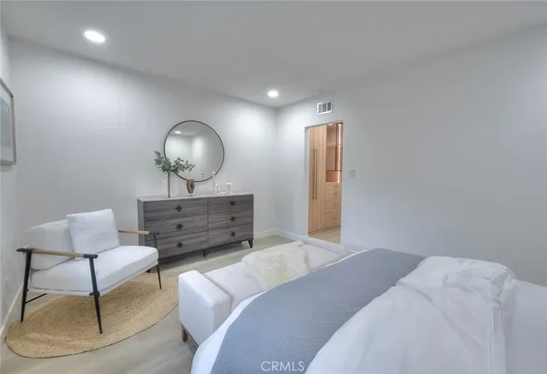 $1,388,888 | 4040 Lehman La, La Crescenta, CA 91214