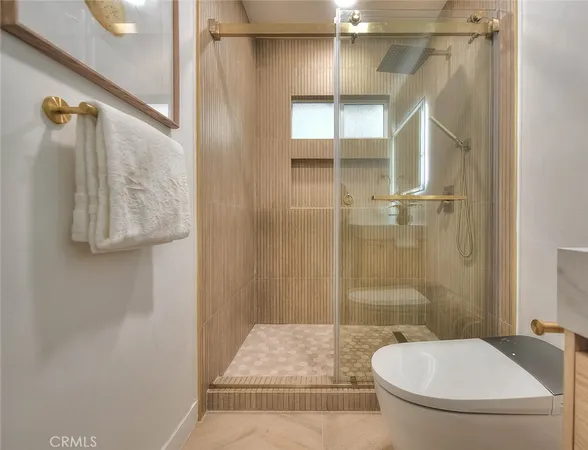 $1,388,888 | 4040 Lehman La, La Crescenta, CA 91214
