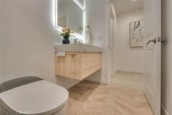 $1,388,888 | 4040 Lehman La, La Crescenta, CA 91214