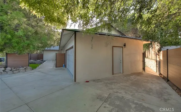 $1,388,888 | 4040 Lehman La, La Crescenta, CA 91214