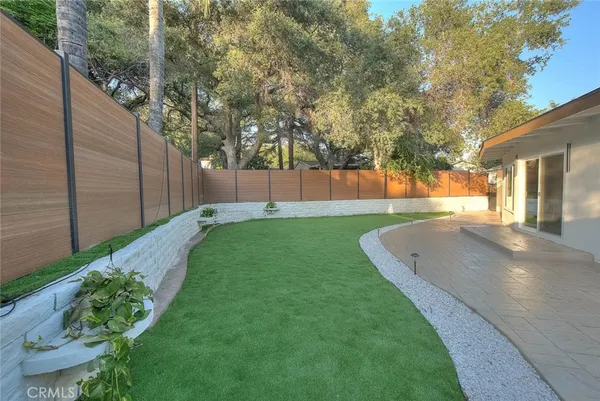 $1,388,888 | 4040 Lehman La, La Crescenta, CA 91214