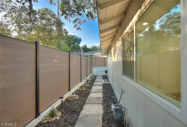 $1,388,888 | 4040 Lehman La, La Crescenta, CA 91214