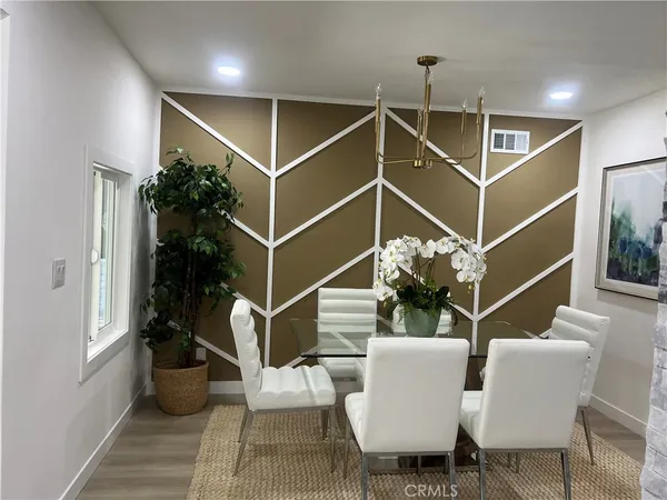 $1,388,888 | 4040 Lehman La, La Crescenta, CA 91214