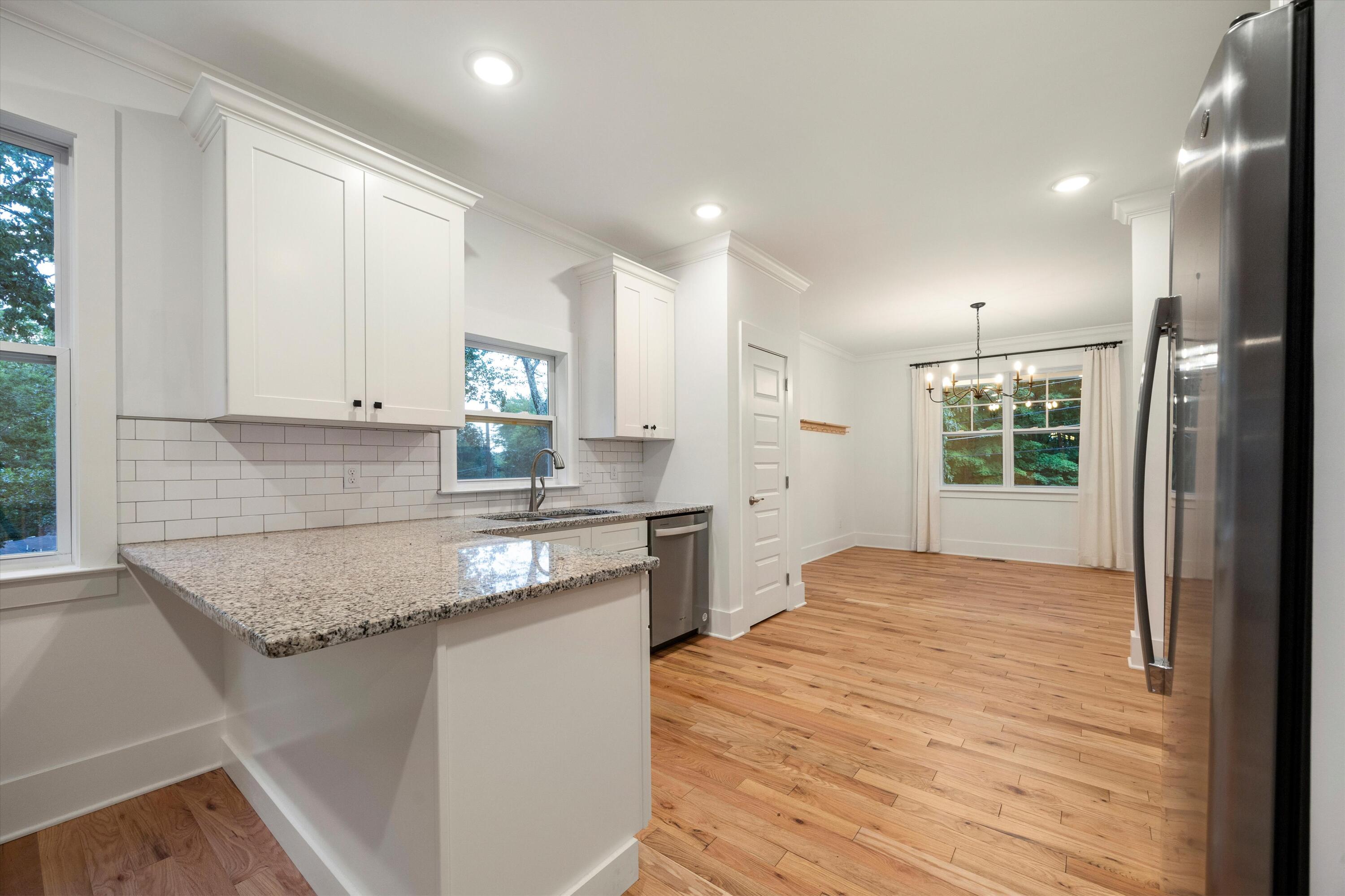 3851 Hamill Road Hixson, TN 37343 - Photo 16 of 47 16-IMG_7681