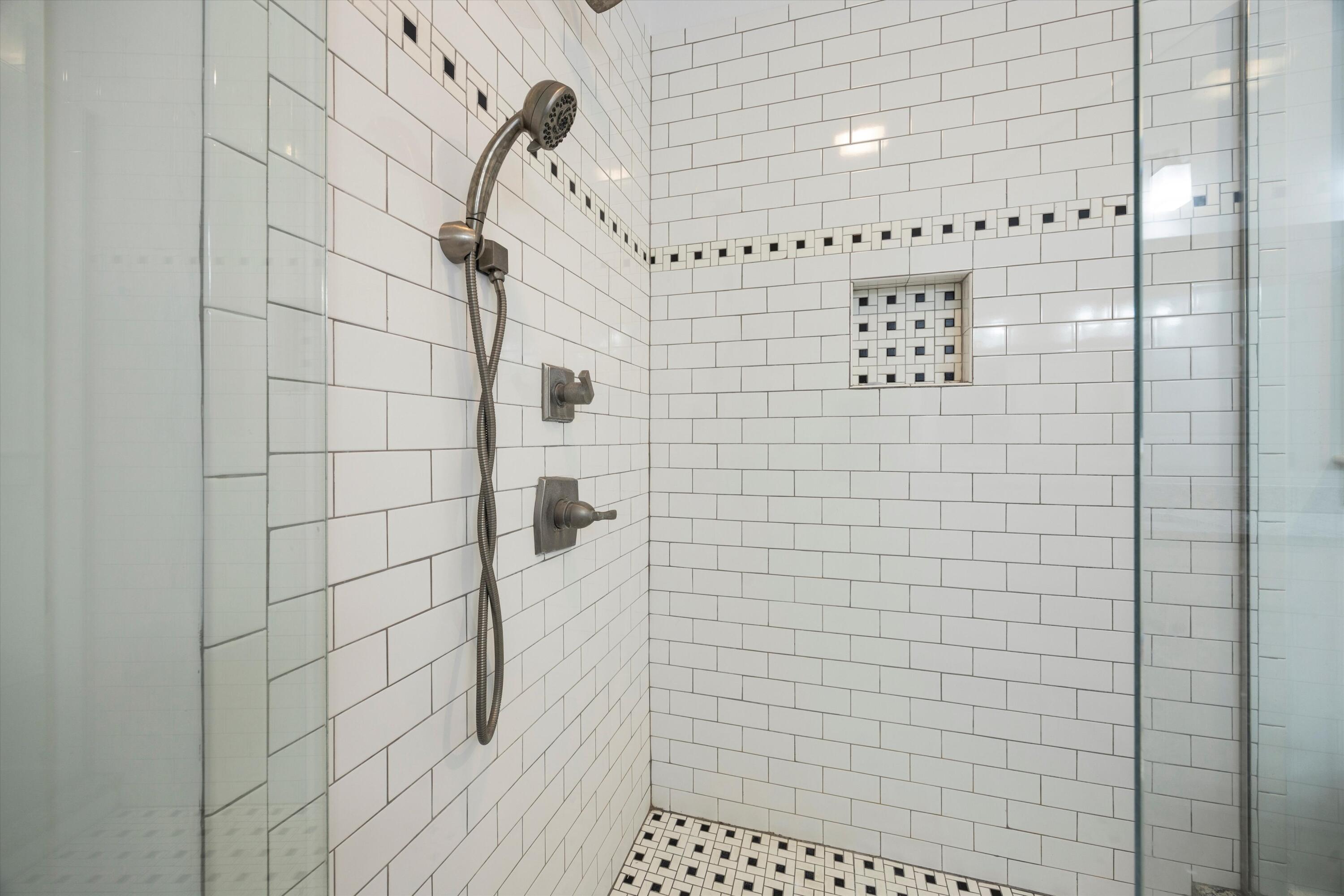 3851 Hamill Road Hixson, TN 37343 - Photo 29 of 47 29-IMG_7723