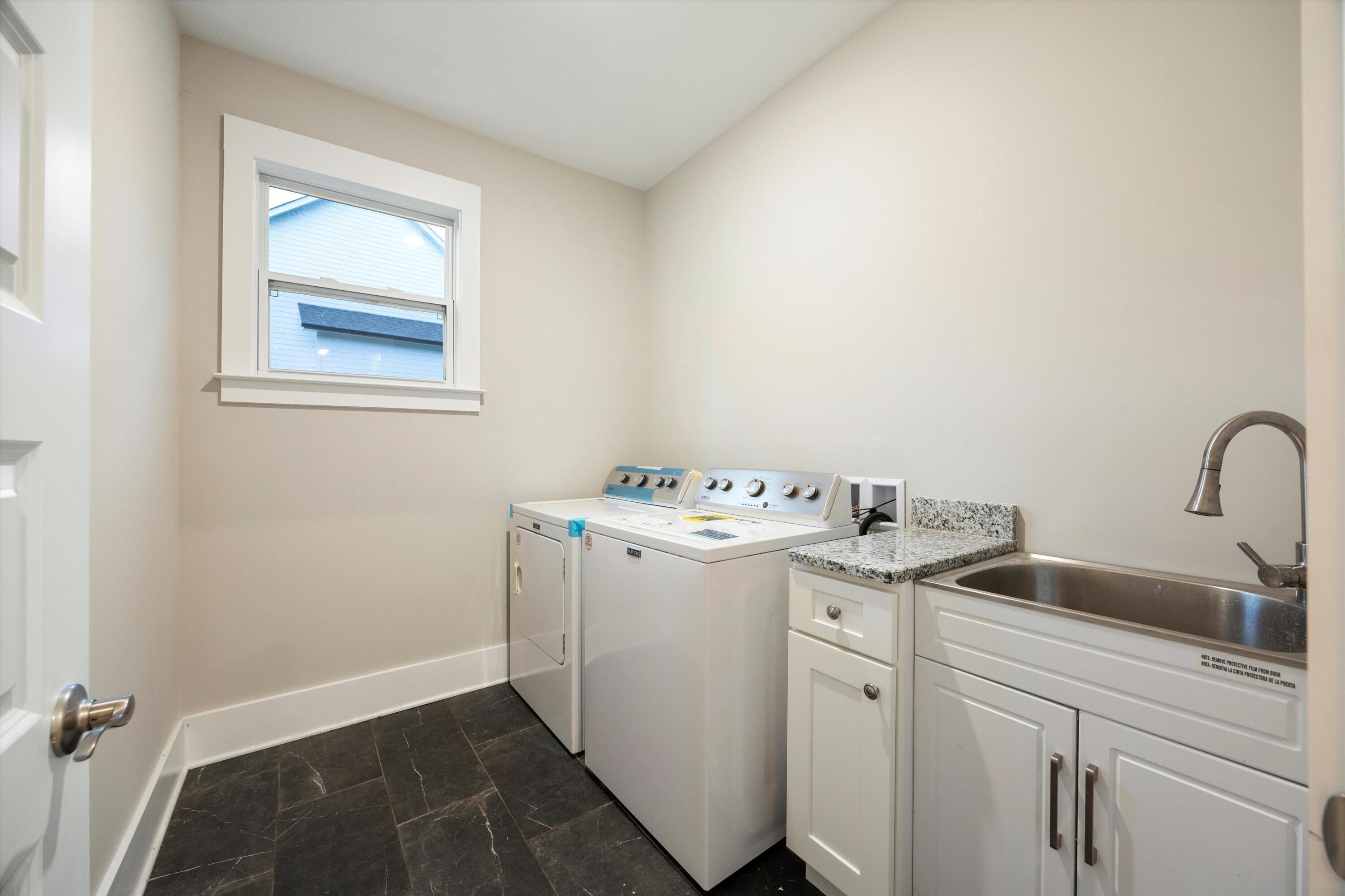 3851 Hamill Road Hixson, TN 37343 - Photo 33 of 47 33-IMG_7747