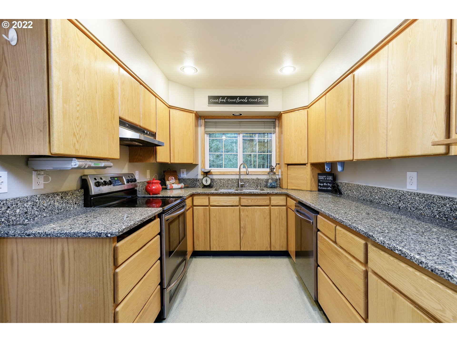23550 South Beatie Road Oregon City, OR 97045 - Photo 8 of 32 Gallery Image 8