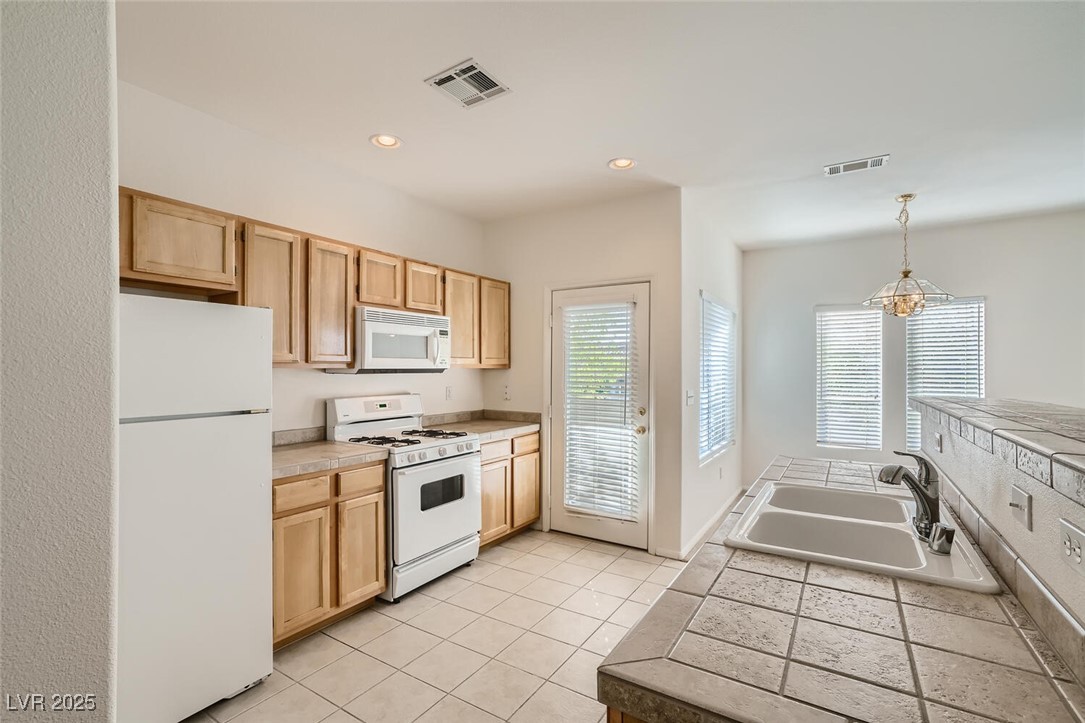 1511 Ruby Cliffs Lane, Unit 204 Las Vegas, NV 89144 - Photo 10 of 27