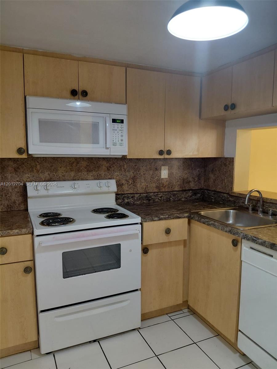 11790 Southwest 18th Street, Unit 4293 Miami, FL 33175 - Photo 5 of 22