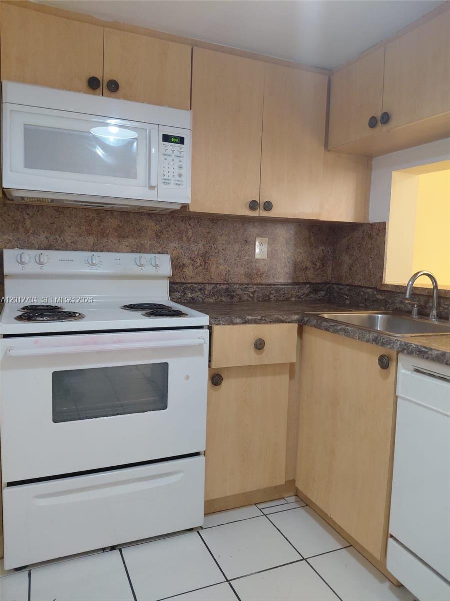 11790 Southwest 18th Street, Unit 4293 Miami, FL 33175 - Photo 6 of 22
