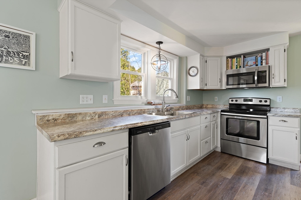 15 Carter Road Worcester, MA 01609 - Photo 8 of 23 Gallery Image 8