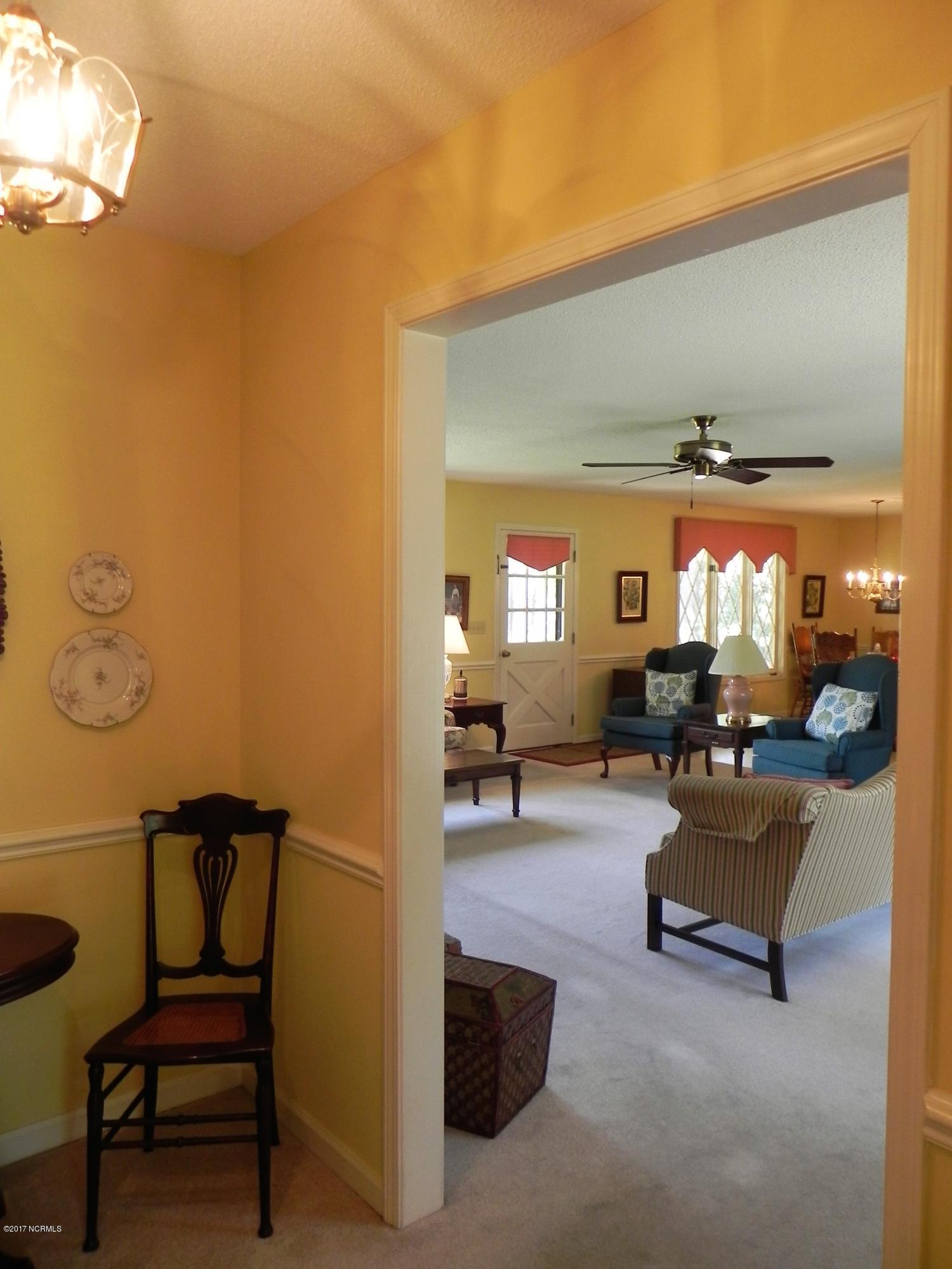 104 Wily Fox Road Clinton, NC 28328 - Photo 5 of 24 05