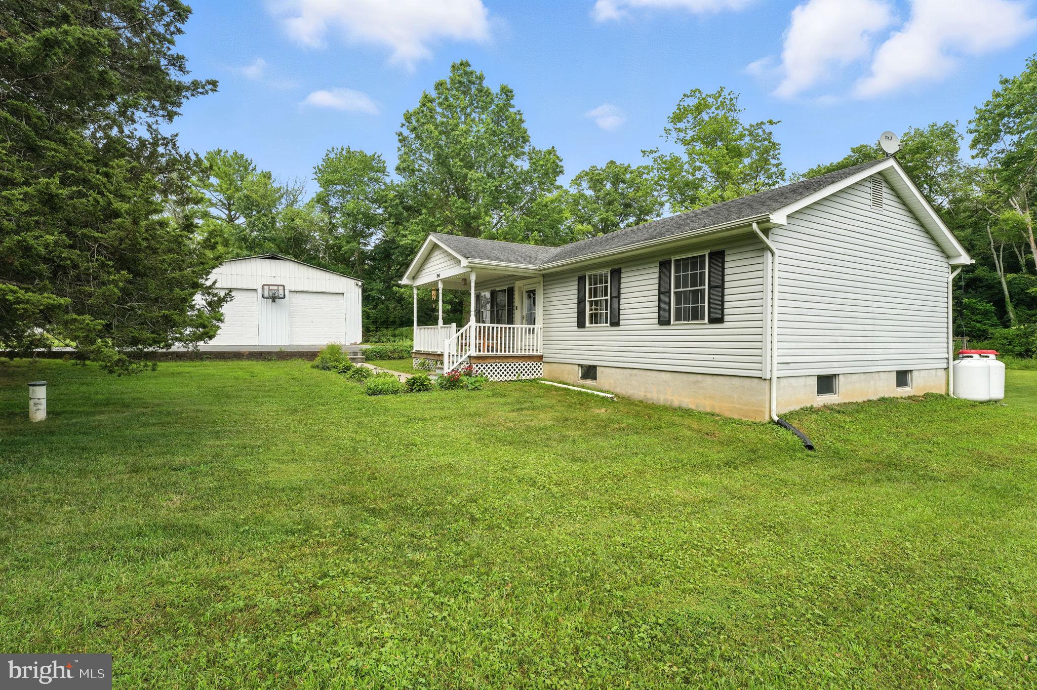 194 Hilltop Road Elkton, MD 21921 - Photo 2 of 21