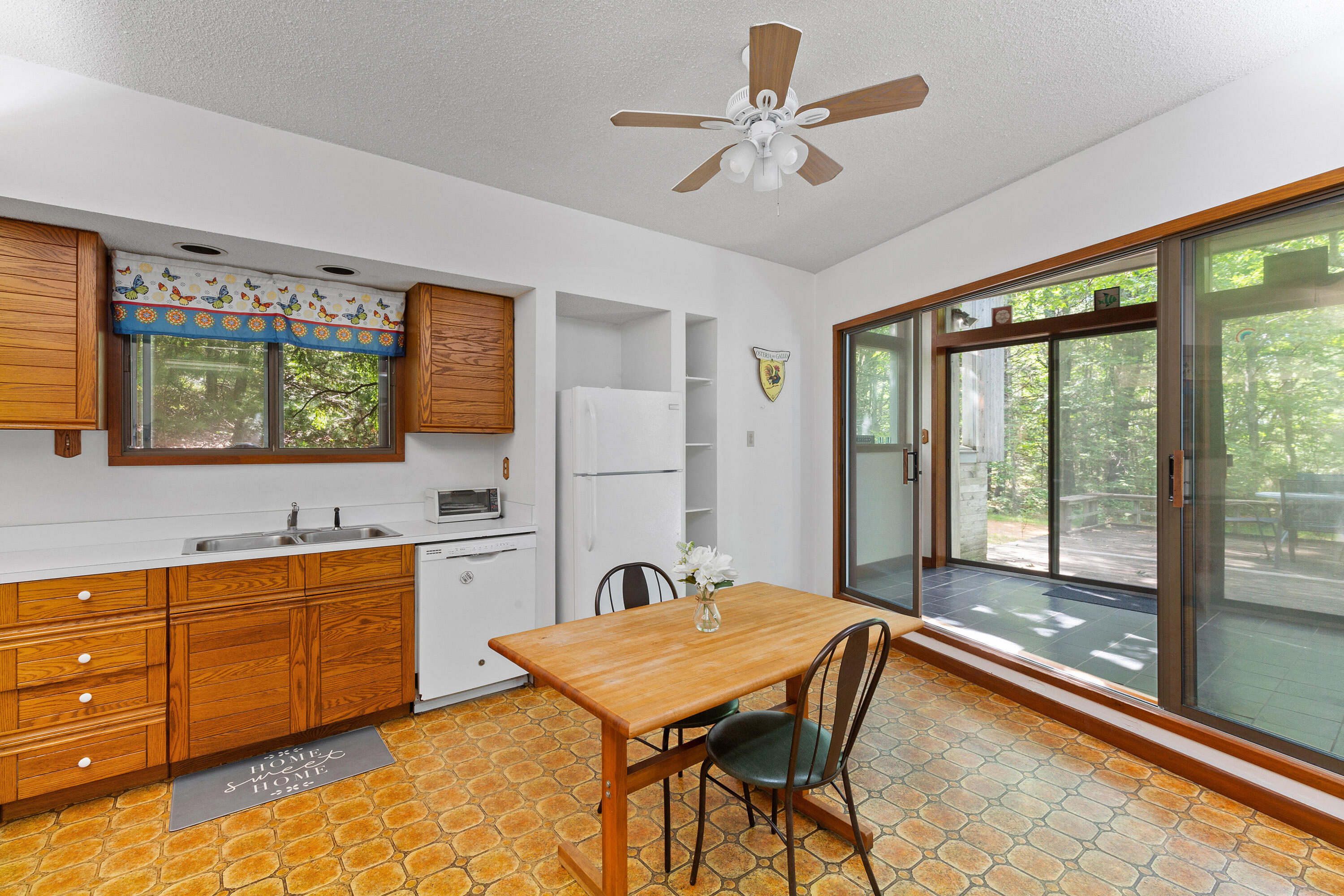 377 South Bay Road Franklin, ME 04634 - Photo 15 of 33 28-377SBayRoad-Franklin-KS