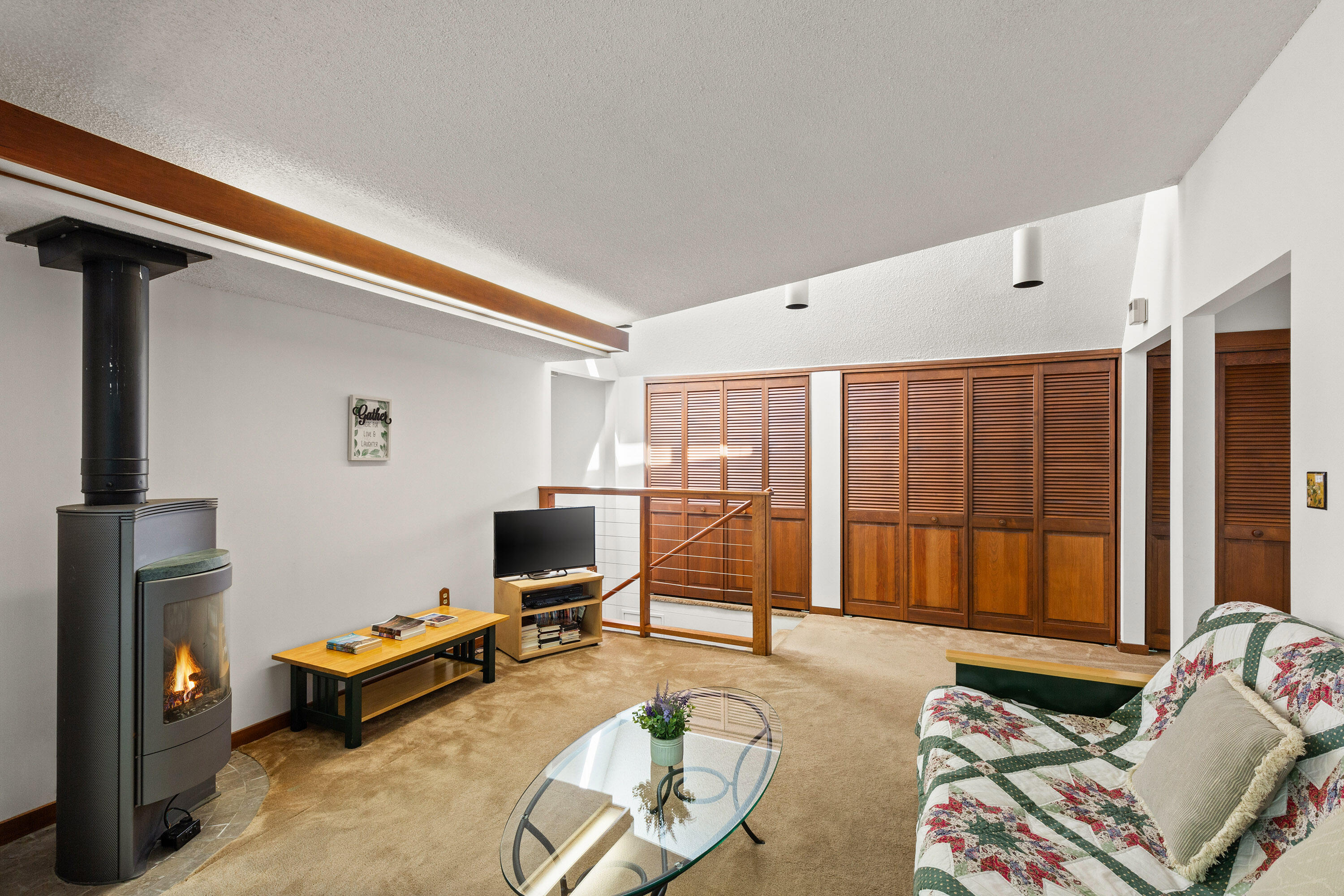 377 South Bay Road Franklin, ME 04634 - Photo 17 of 33 32-377SBayRoad-Franklin-KS