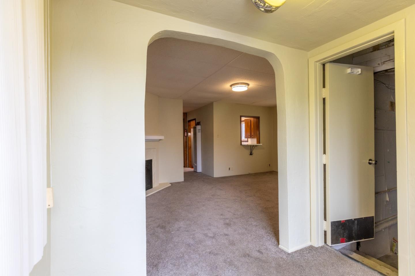 8 Salada Avenue Pacifica, CA 94044 - Photo 5 of 12