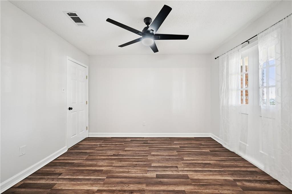 2772 Ridgefield Road Gretna, LA 70056 - Photo 5 of 20