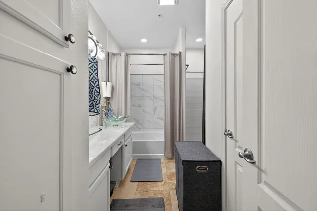 $425,000 | 5350 Dunlay Drive, Unit 217, Sacramento, CA 95835