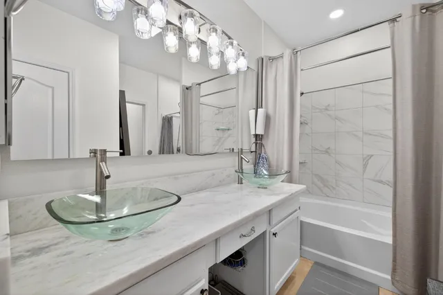 $425,000 | 5350 Dunlay Drive, Unit 217, Sacramento, CA 95835