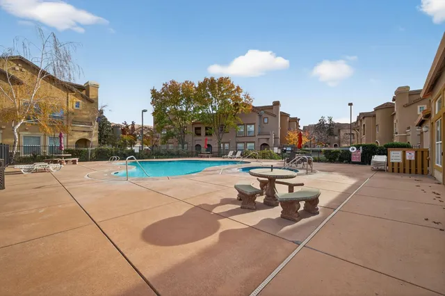 $425,000 | 5350 Dunlay Drive, Unit 217, Sacramento, CA 95835