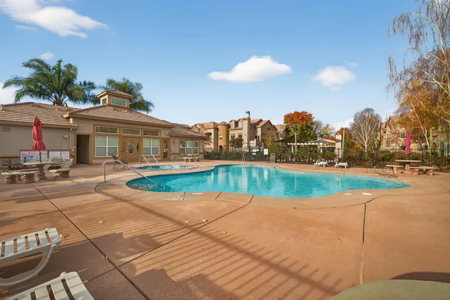 $425,000 | 5350 Dunlay Drive, Unit 217, Sacramento, CA 95835