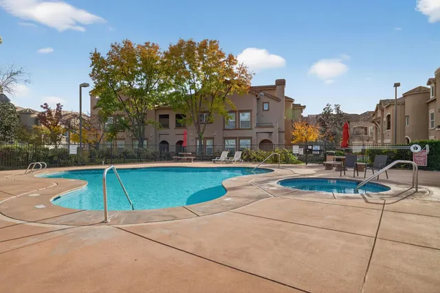 $425,000 | 5350 Dunlay Drive, Unit 217, Sacramento, CA 95835