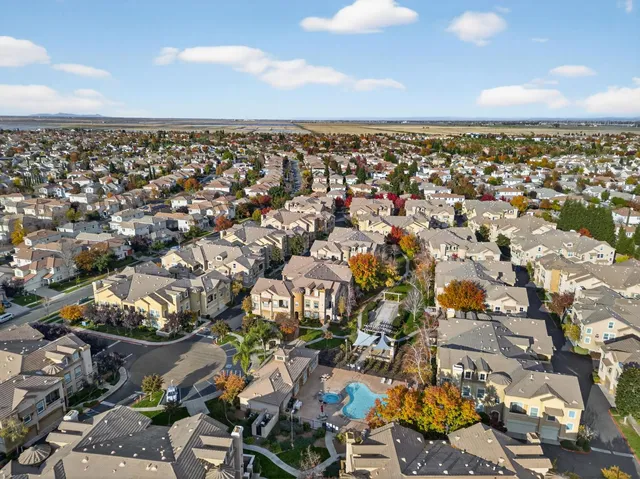 $425,000 | 5350 Dunlay Drive, Unit 217, Sacramento, CA 95835