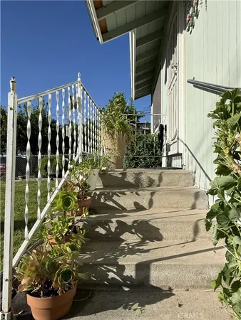 $515,000 | 1226 Turquoise Avenue, Mentone, CA 92359