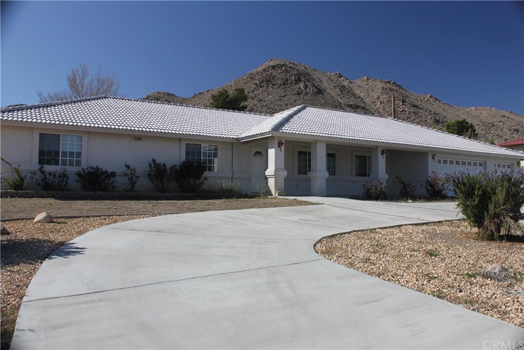 15908 Kewanee Road Apple Valley, CA 92307 - Photo 1 of 1