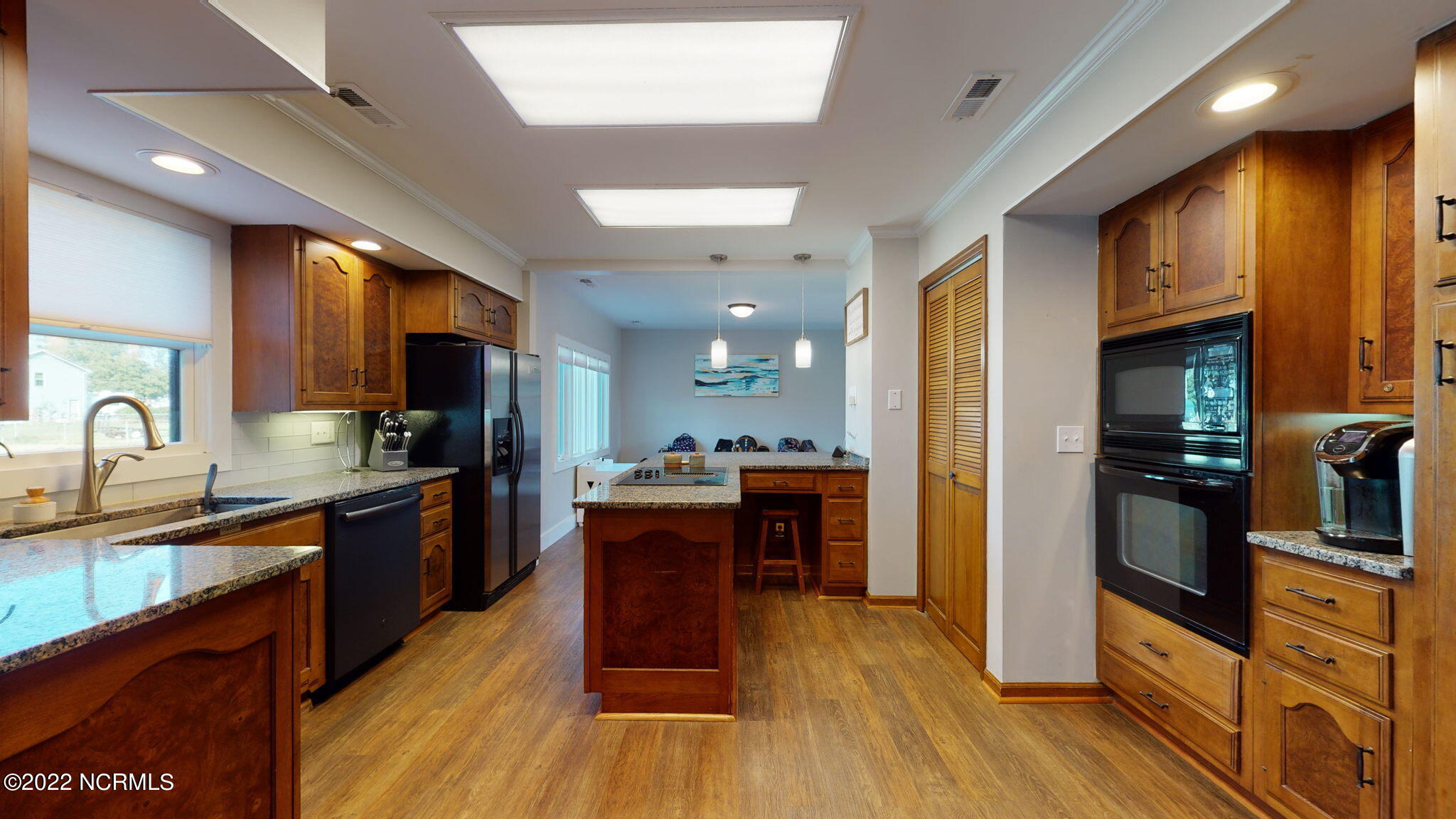 2215 North Road Morehead City, NC 28557 - Photo 9 of 48 23-web-or-mls-2215-North-Rd-Morehead-Cit