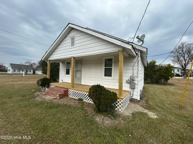 $1,500 | 1180 East Ridge Road, Shawboro, NC 27973