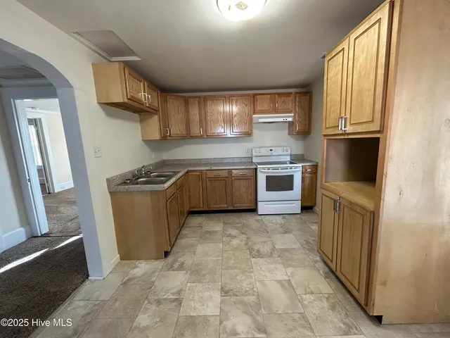 $1,500 | 1180 East Ridge Road, Shawboro, NC 27973