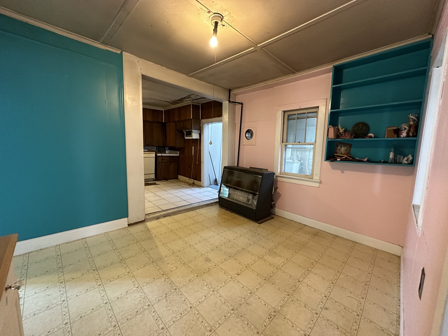 3622 Morgan Street Steger, IL 60475 - Photo 6 of 14 a view of an empty room with closet and a window