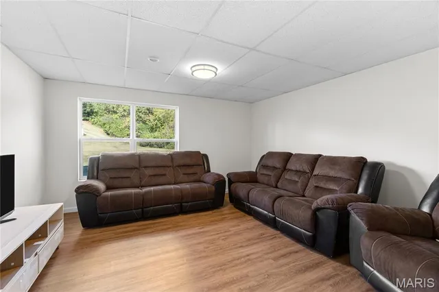 $660,000 | 1389 Red Oak Plantation Drive, Ballwin, MO 63021