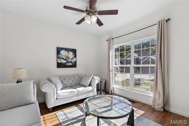 $660,000 | 1389 Red Oak Plantation Drive, Ballwin, MO 63021