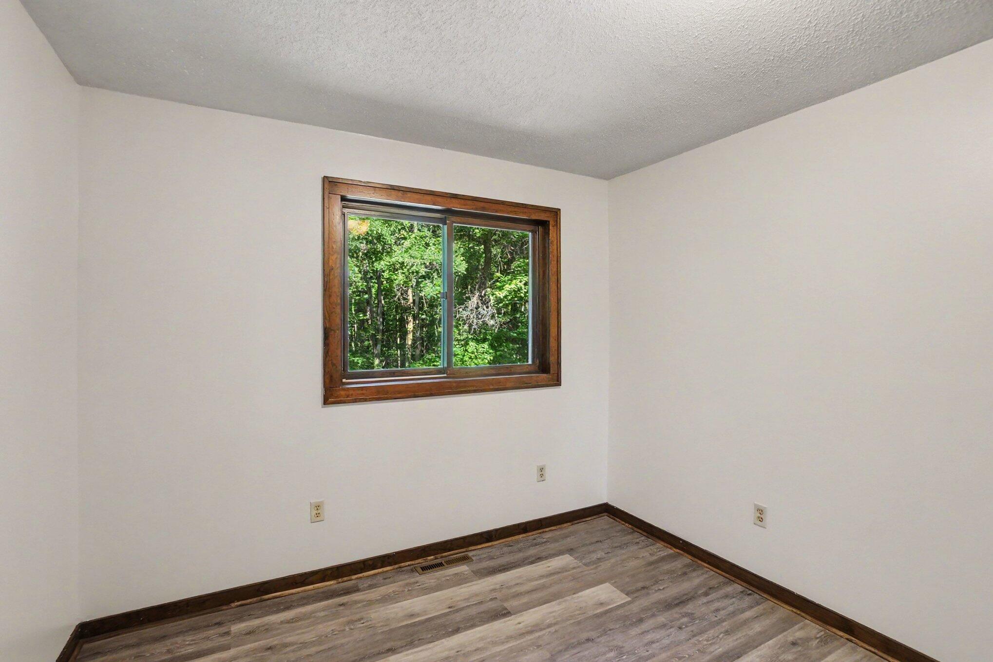 13205 120th Avenue Rodney, MI 49342 - Photo 19 of 32 019_file_9241