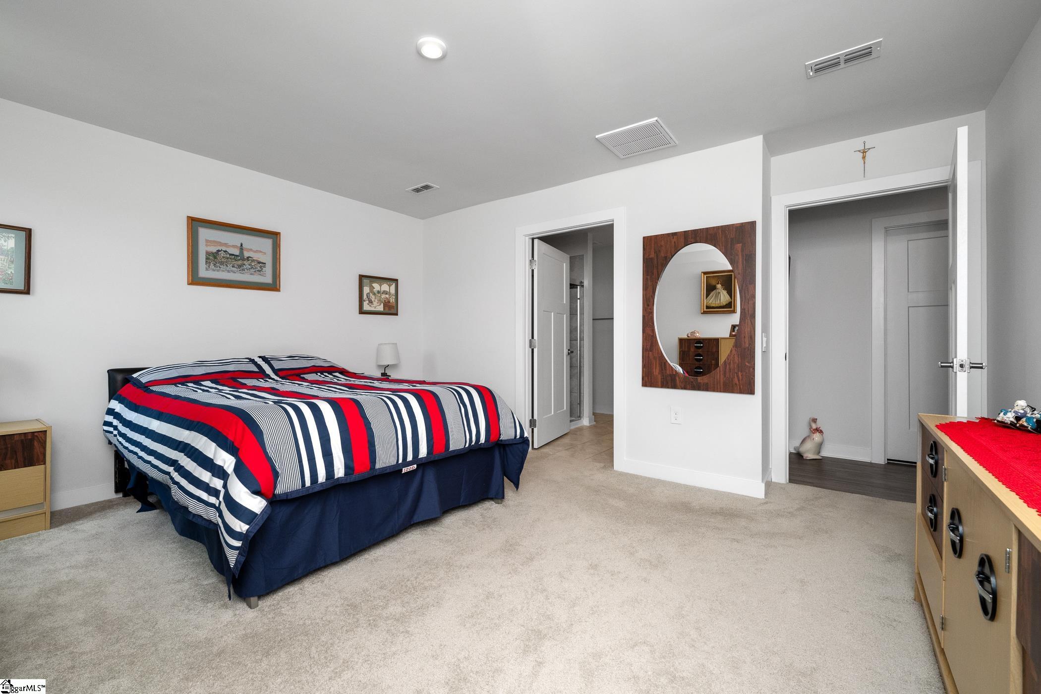 203 Bending Branch Road Greenville, SC 29605 - Photo 11 of 28 Gallery Image 11