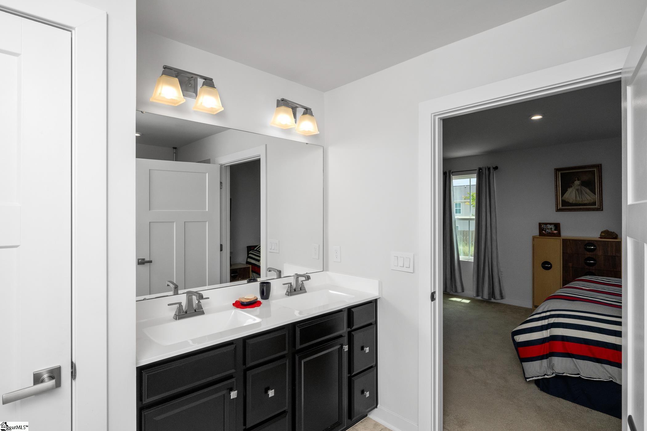 203 Bending Branch Road Greenville, SC 29605 - Photo 15 of 28 Gallery Image 15
