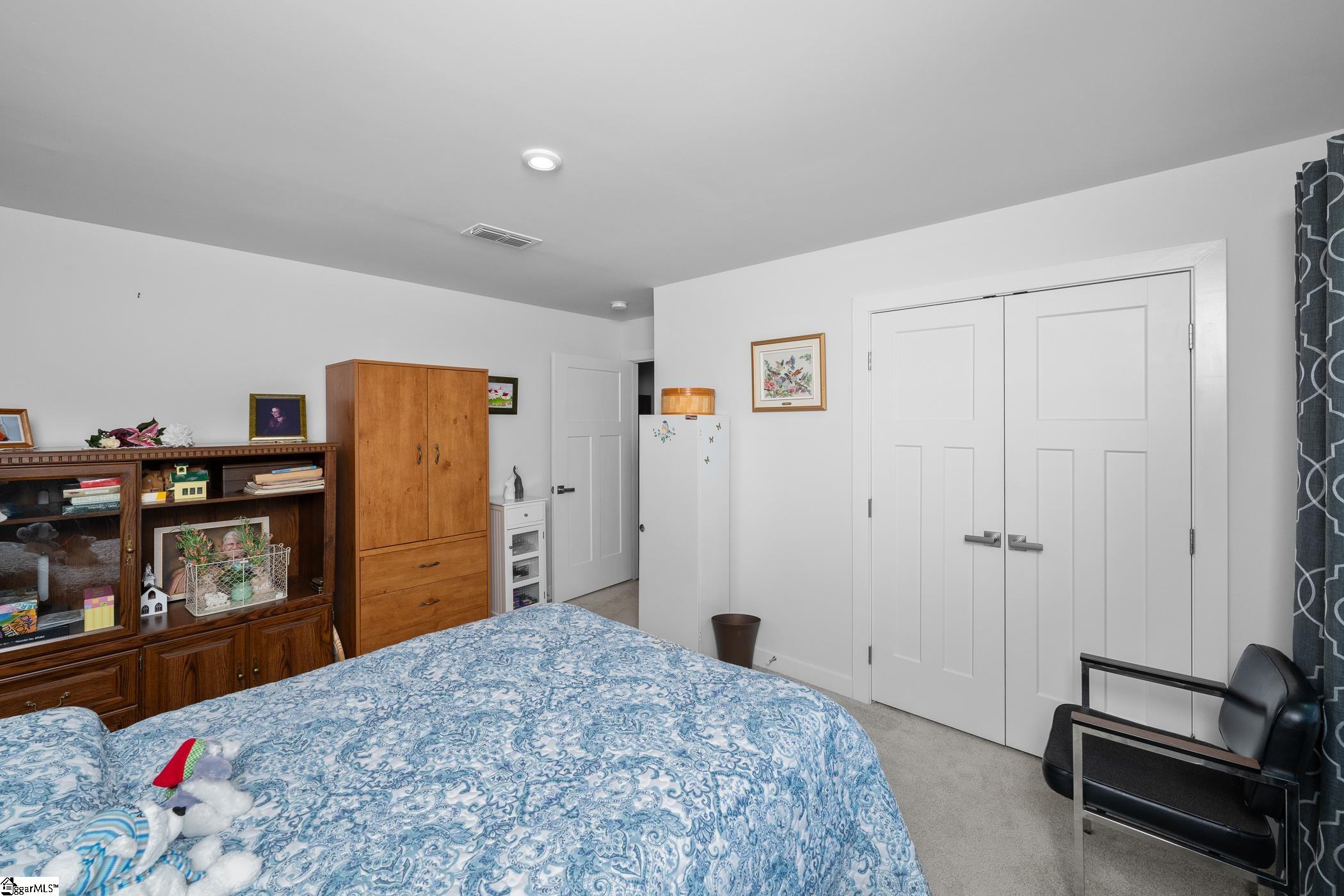 203 Bending Branch Road Greenville, SC 29605 - Photo 18 of 28 Gallery Image 18