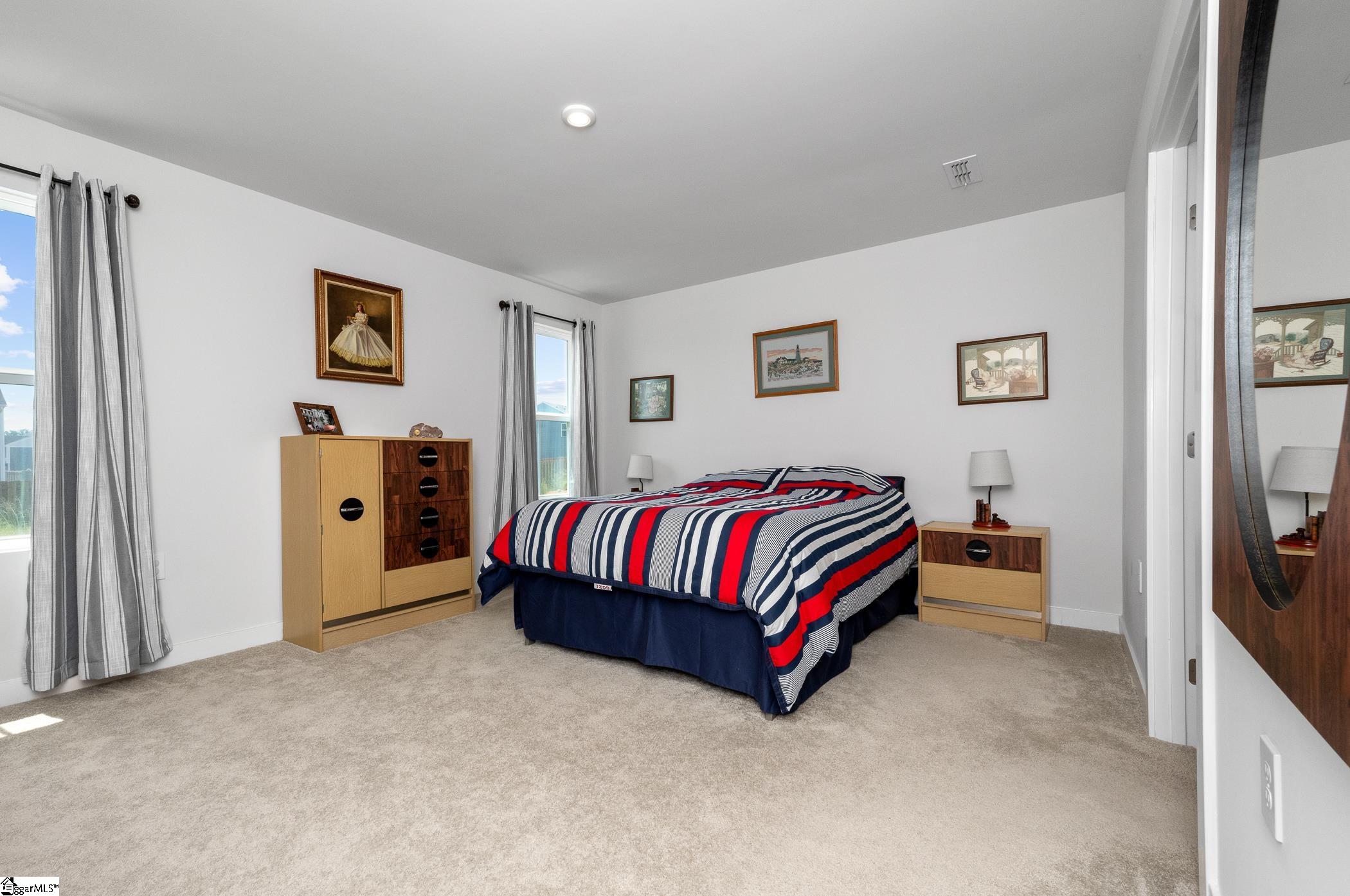 203 Bending Branch Road Greenville, SC 29605 - Photo 9 of 28 Gallery Image 9