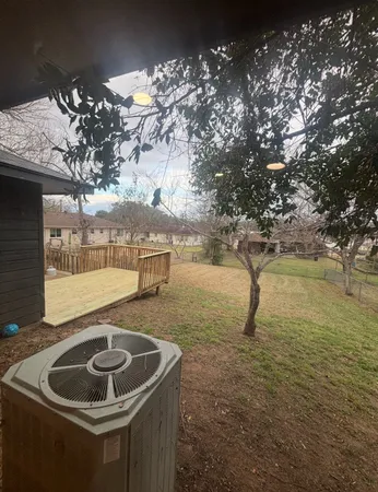 $2,200 | 1803 South Park Street, Brenham, TX 77833